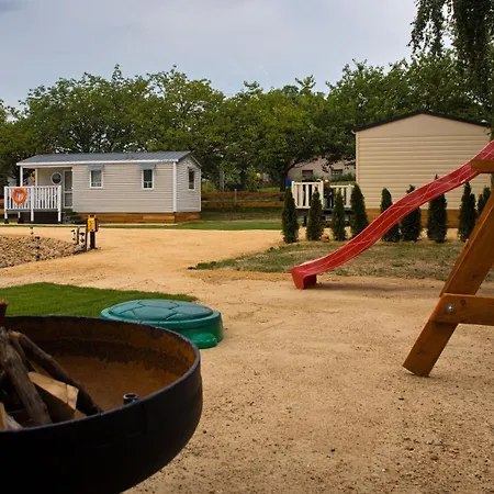 مكان تخييم Verliba Dvůr Králové nad Labem